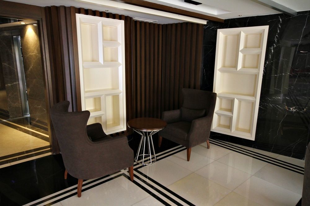 B Business Hotel & Spa Antalya Exteriör bild
