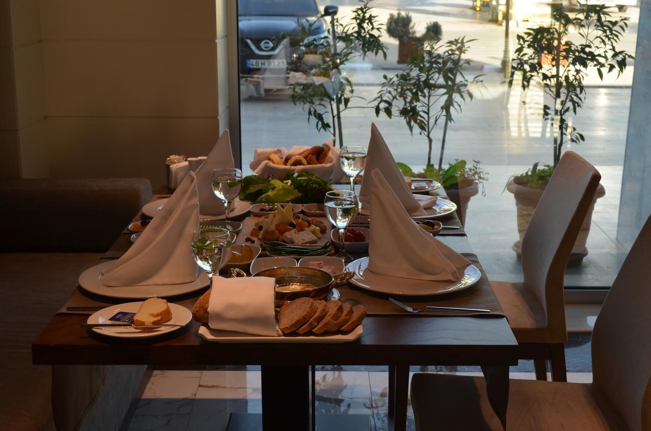 B Business Hotel & Spa Antalya Exteriör bild