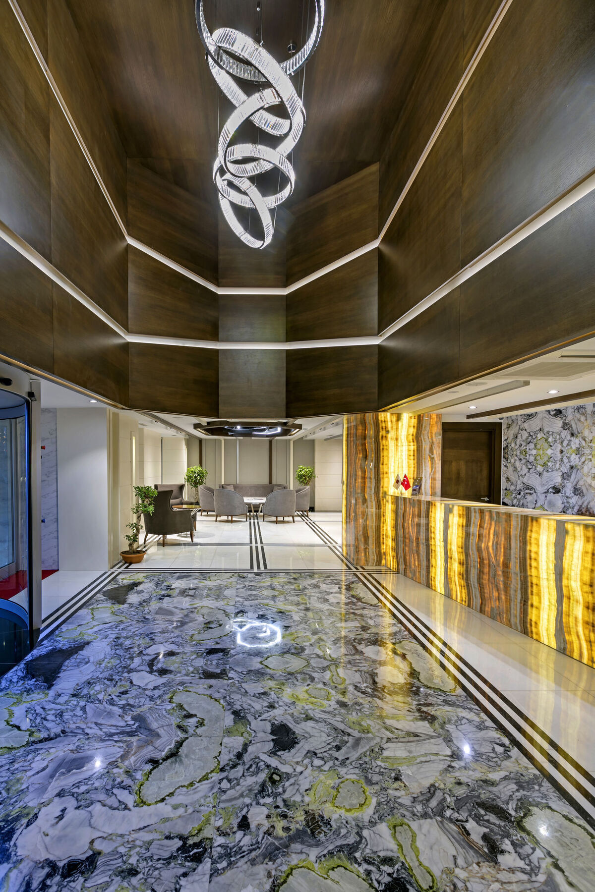 B Business Hotel & Spa Antalya Exteriör bild